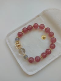 Image 3 of strawberry quartz 草莓晶手链