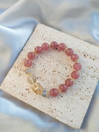 Image 2 of strawberry quartz 草莓晶手链