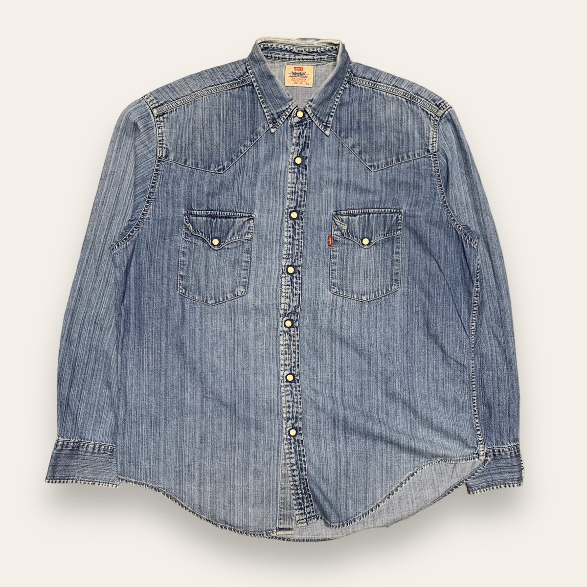 Image of Denim shirt blue mother of pearl Levi's by Lighthouse