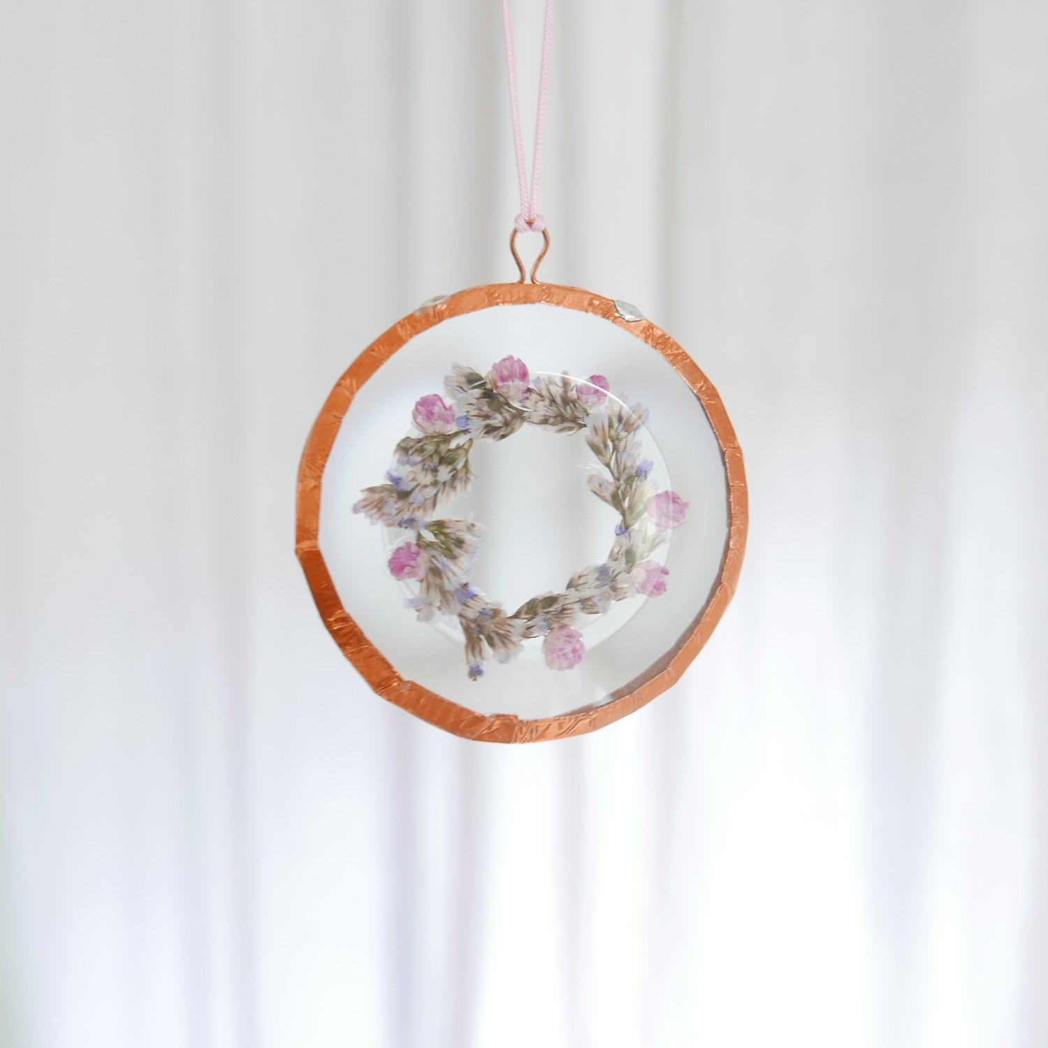 Image of Pressed Flower Suncatcher Wreath Rice Flower