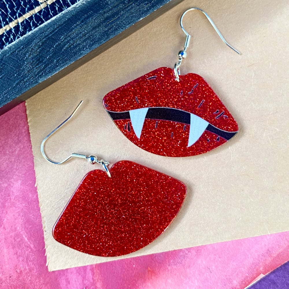 Image of VAMPIRE LIPS EARRINGS