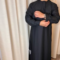 Image 5 of Aswad Emirati Thobe