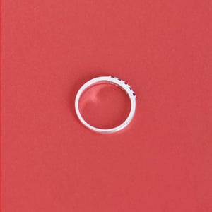 Image of La petite x 5 Amethyst round cut silver ring