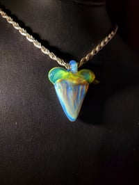 Image 2 of Fully cfl reactive mirage/yoshi great white shark tooth pendant .