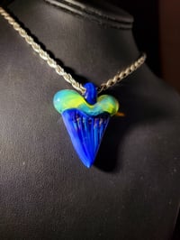 Image 2 of Yoshi(cfl)/sea slyme great white shark tooth pendant.