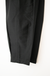 [black] puffy pleated pants