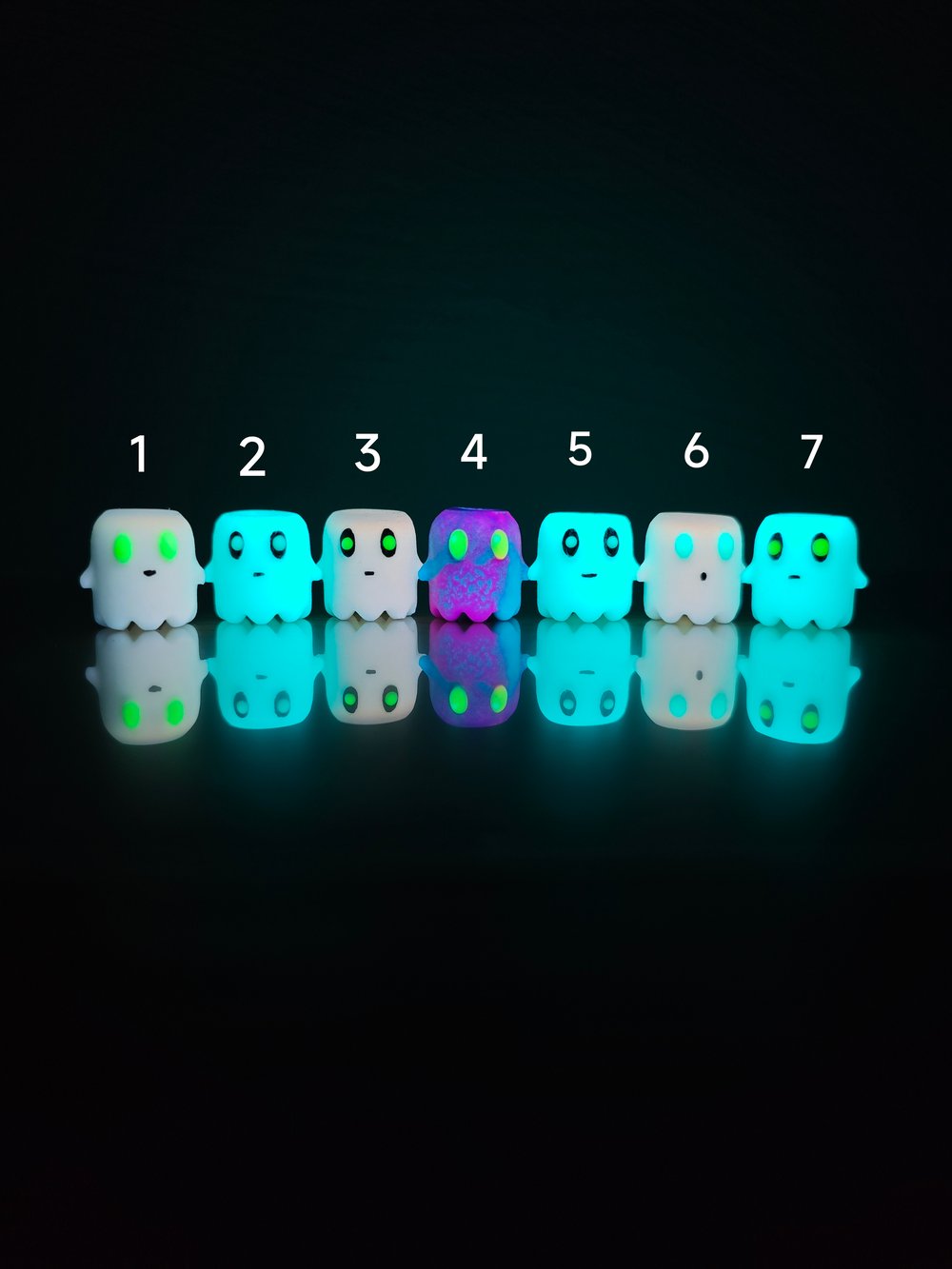 Image of GITD Little Boo Bead