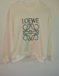 Image 3 of "L" embroidered sweatshirt 