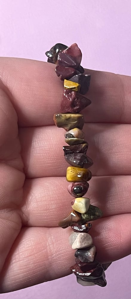 Image of Mookaite chip bracelet 