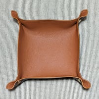 Image 3 of VALET TRAY - CUOIO & DARK BROWN