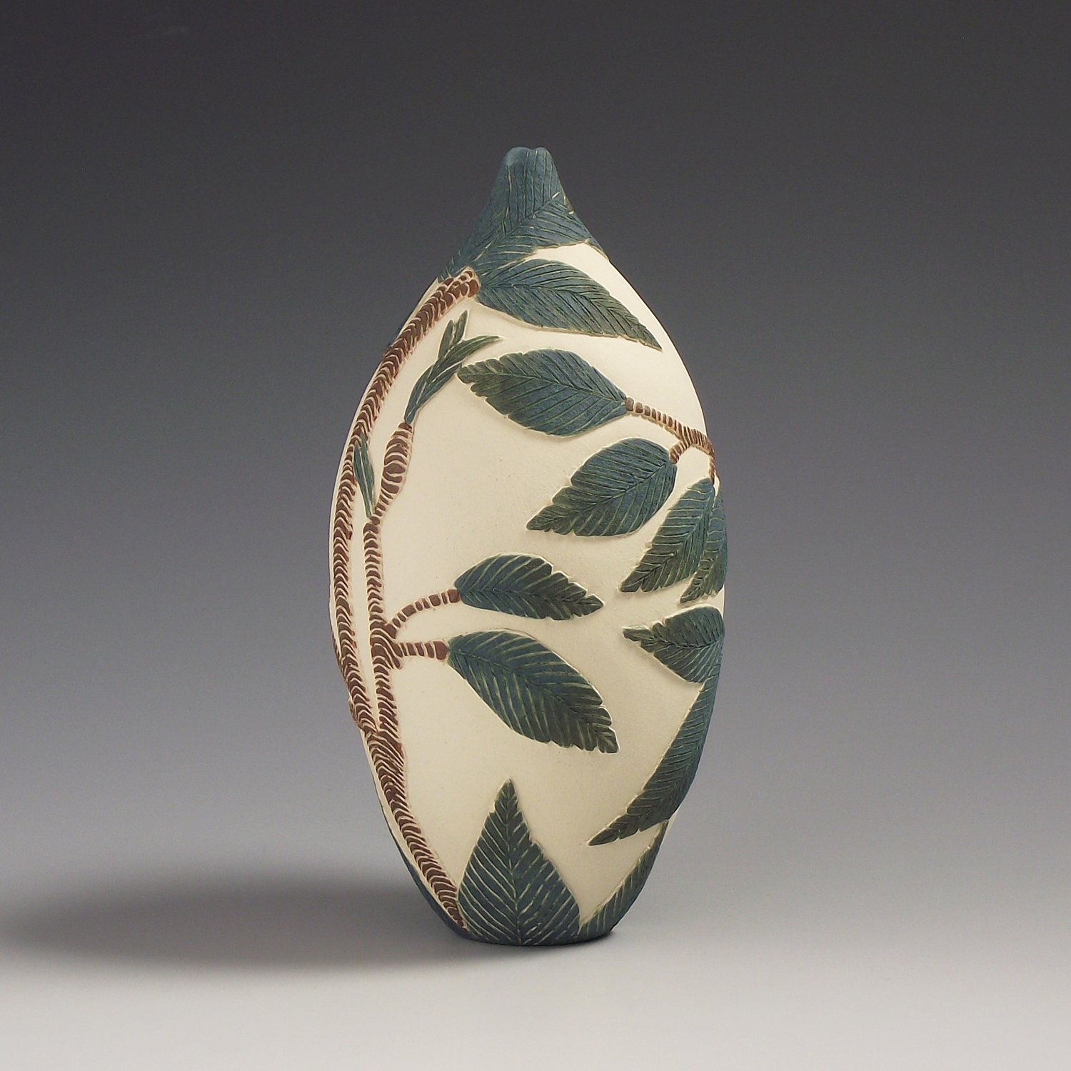Image of Pygmy Parrot & Oak sgraffito vessel
