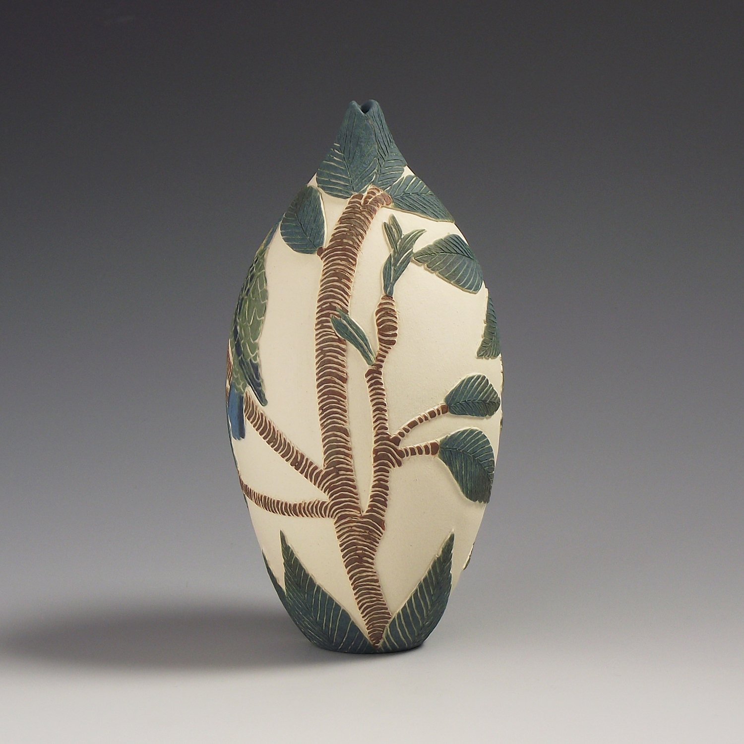 Image of Pygmy Parrot & Oak sgraffito vessel