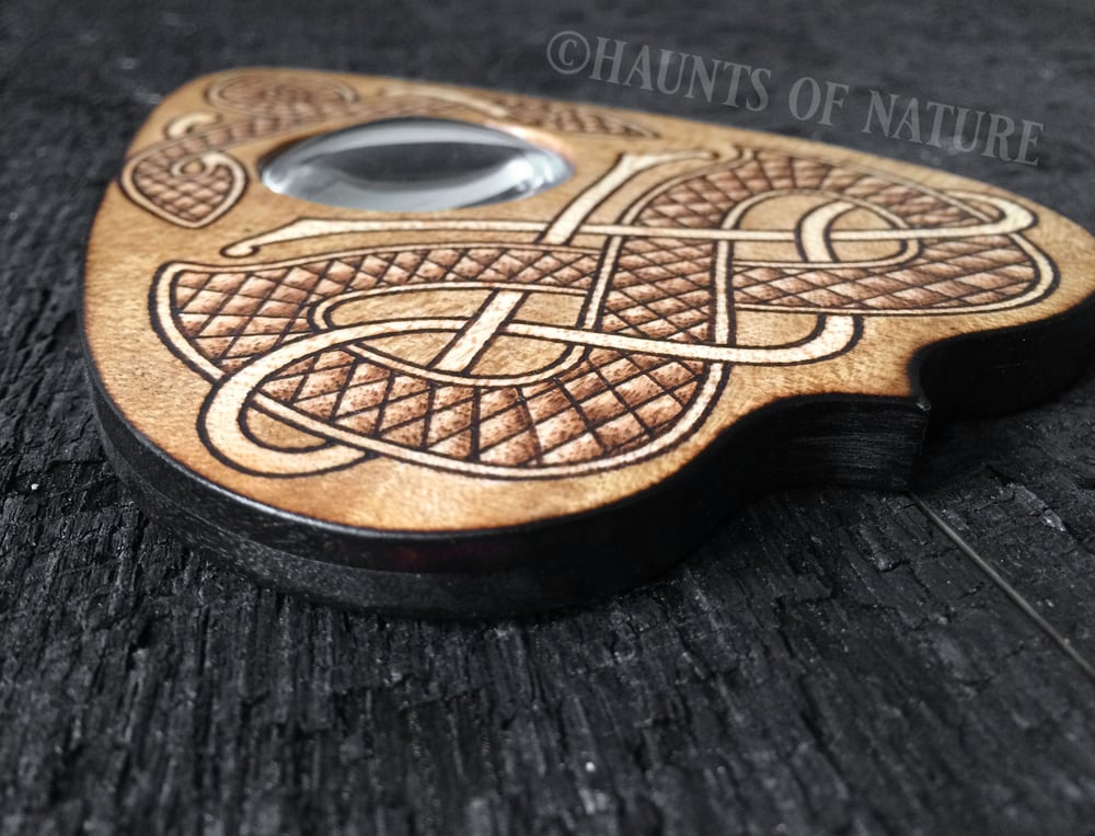 Ouija Planchette with Nordic Knotwork