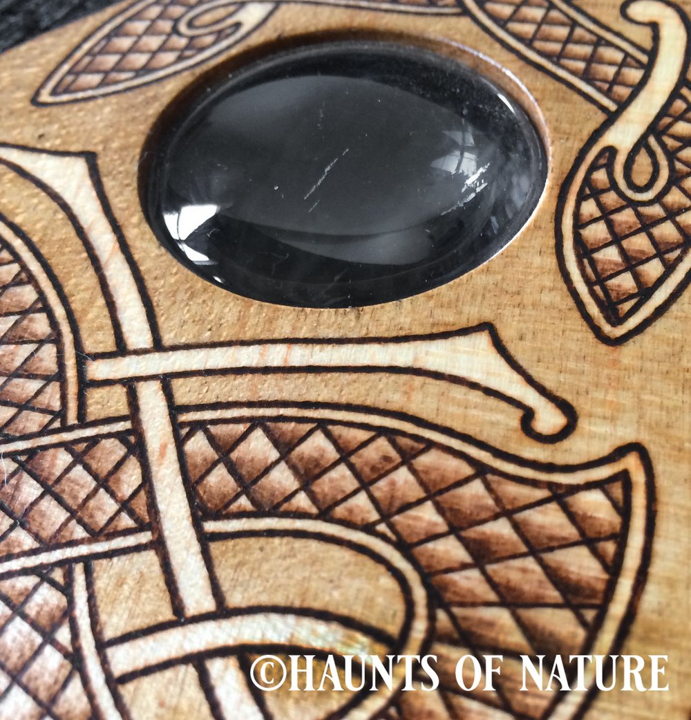 Ouija Planchette with Nordic Knotwork