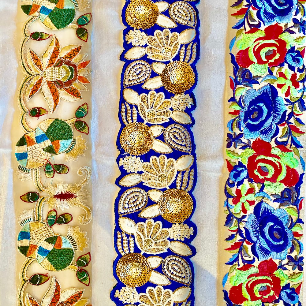 Image of EMBROIDERED SILK RIBBON PAGE 13