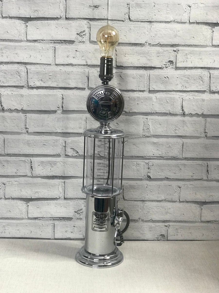 Image of Vintage Light Gas pump 