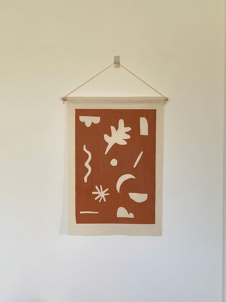 Tenture "papiers découpés"