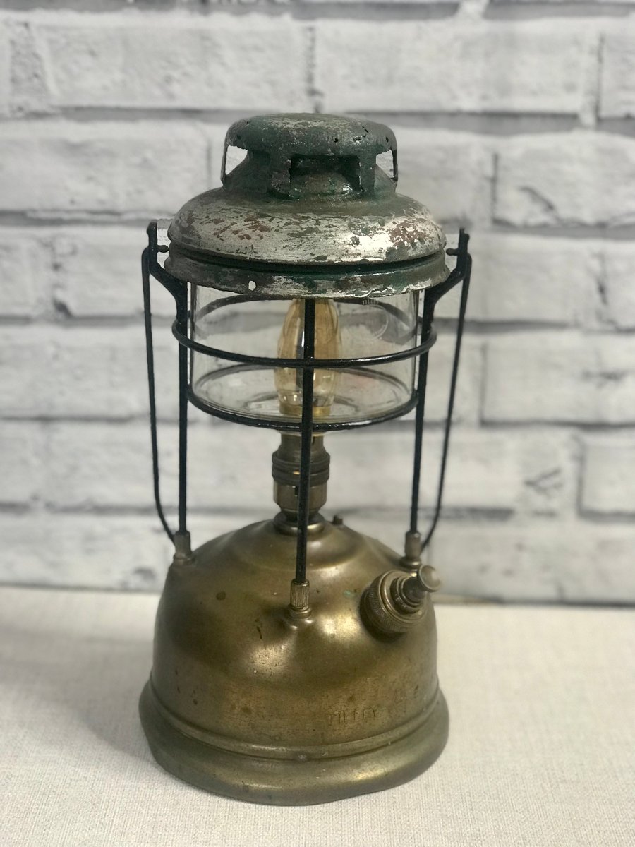 Image of Brass Tilley Light 