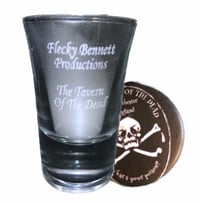 FLECKY BENNETT’S TAVERN OF THE DEAD SHOT GLASS + BUTTON BADGE FREE P&P