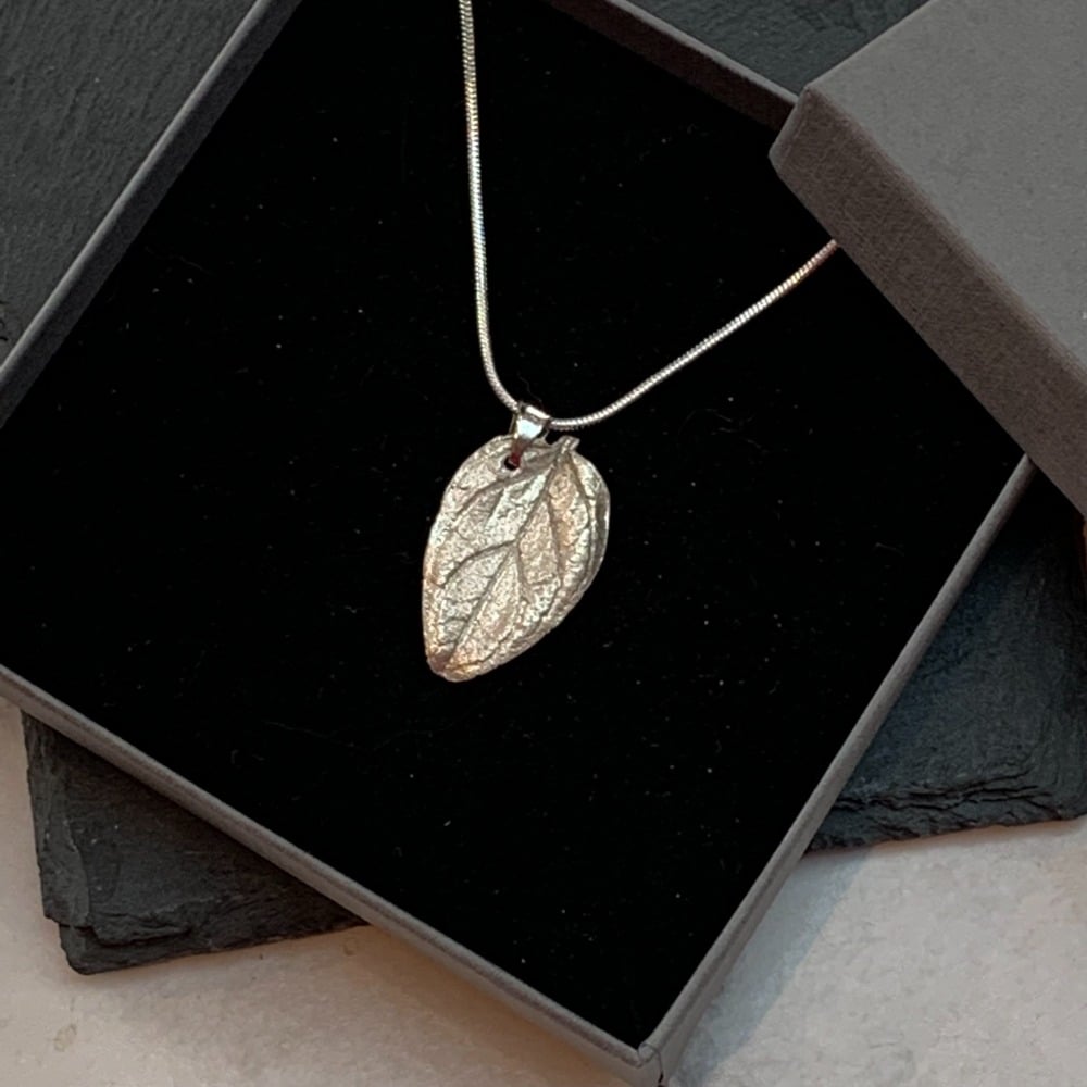 Image of Capturing Nature Pendant