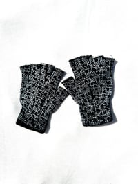 Image of know who did it fingerless gloves in black 