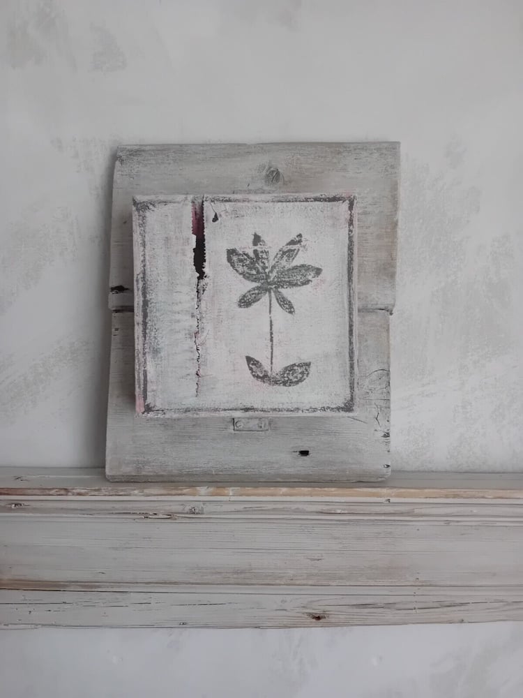 Image of Distressed Primitive Painted Flower Canvas on Antique Pine Boards