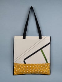 Image 4 of Tote Bag La Rochelle