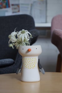 Image of Penguin 2 – ceramic birdy vase