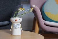Image of Goldfinch 2 – ceramic birdy vase