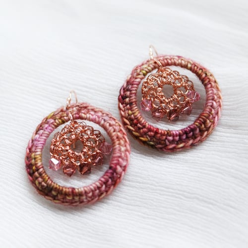 Image of MOONBEAM Earrings - Blush rose
