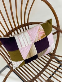 Image 1 of coussin patchwork 