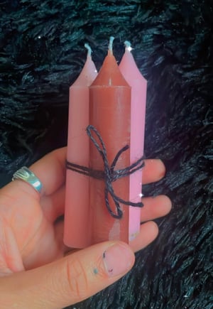 Image of ℭ𝔥𝔞𝔯𝔦𝔱𝔶 𝔠𝔞𝔫𝔡𝔩𝔢𝔰