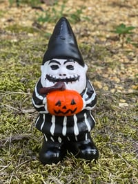 "Pumpkin King" Gnome