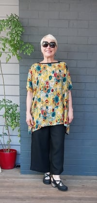 Image 1 of KylieJane Squared top - poppy