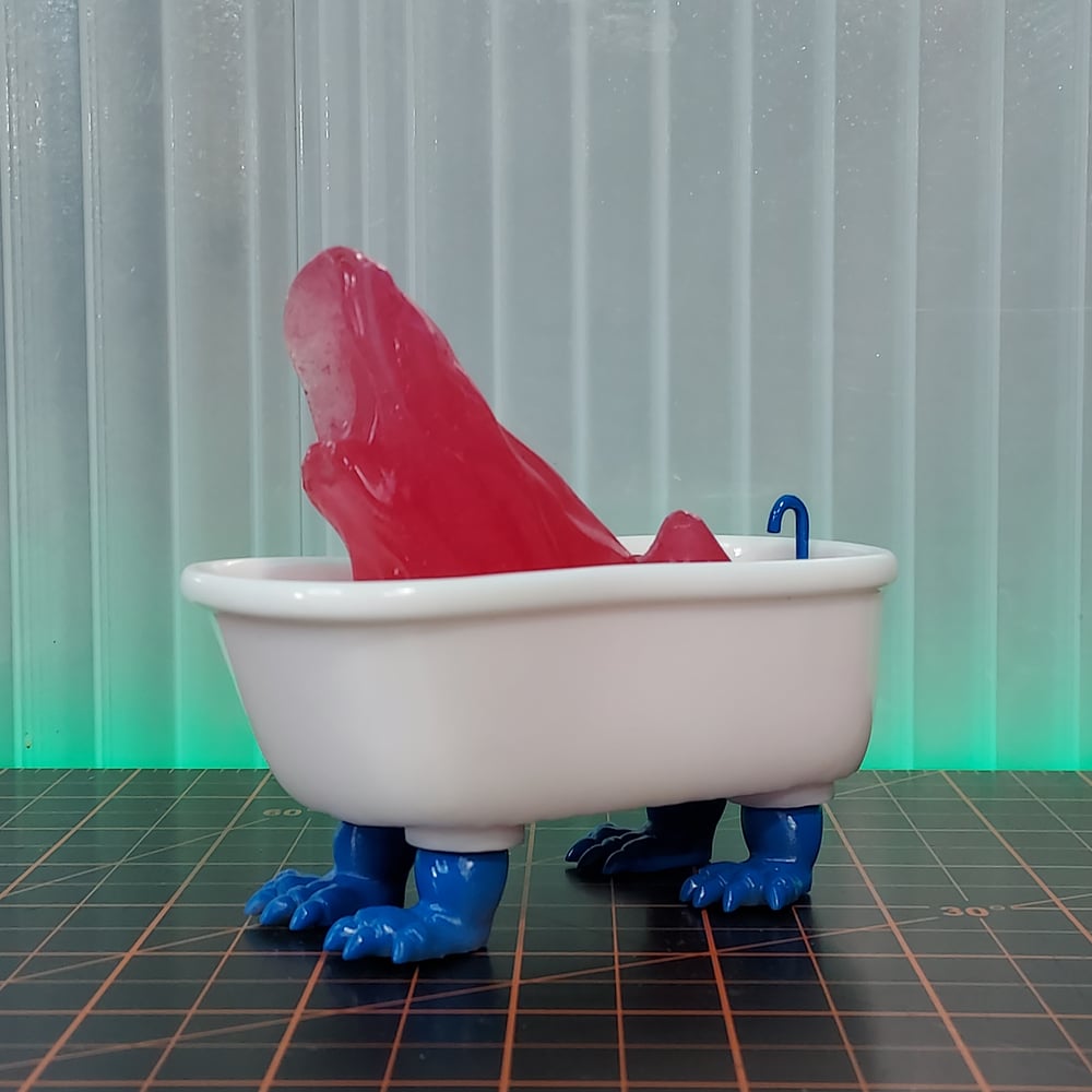 PROTOTYPE CLASS 10 TERROR TUB (BLUE)
