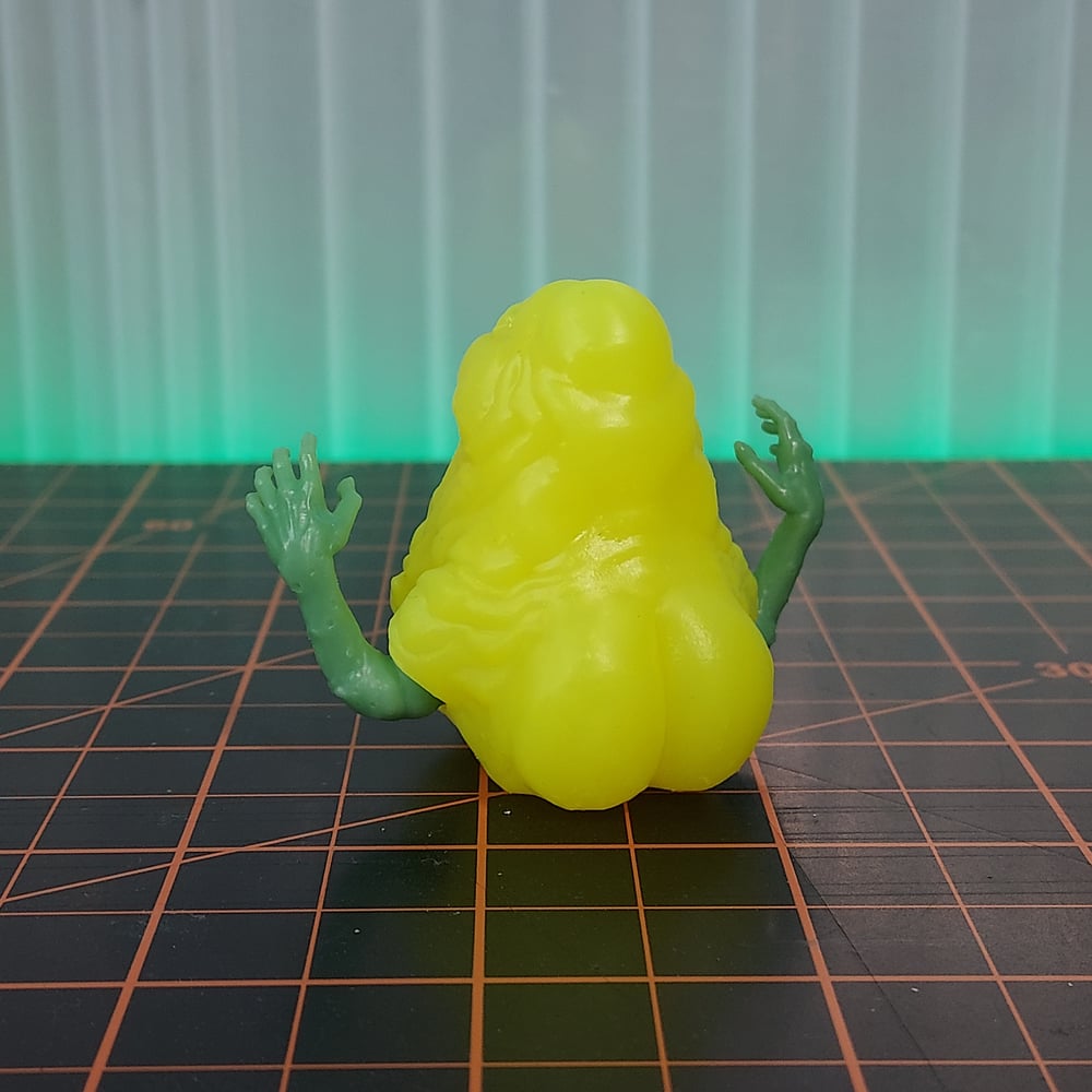 PROTOTYPE COLLECTION SCALE SLIMEBALL (PAINTED TEETH)