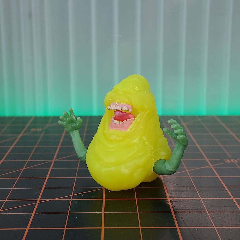 PROTOTYPE COLLECTION SCALE SLIMEBALL (PAINTED TEETH)