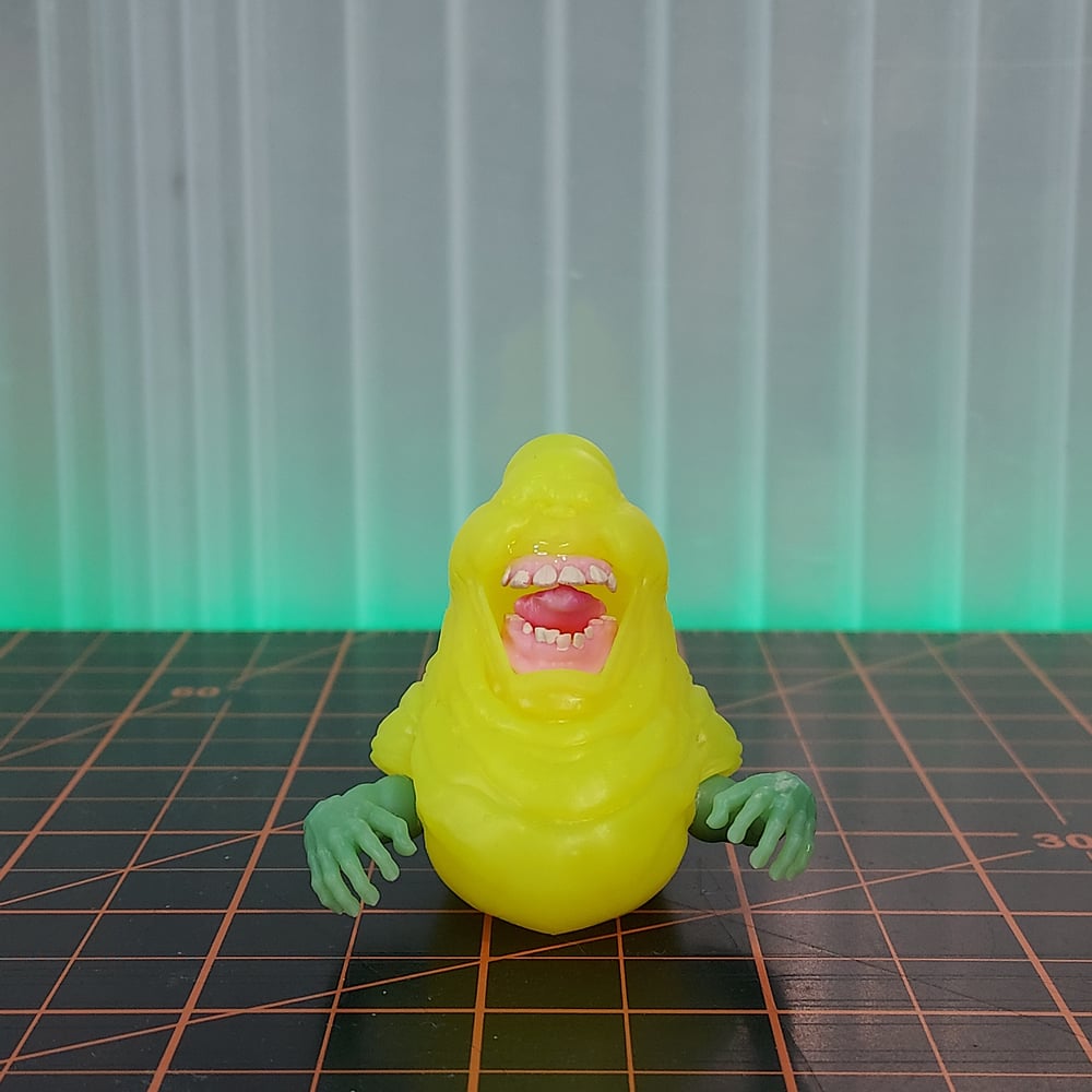 PROTOTYPE COLLECTION SCALE SLIMEBALL (PAINTED TEETH)