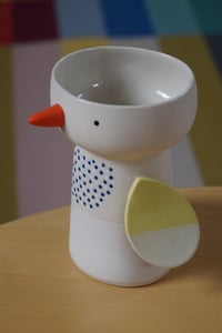 Image of Goldfinch 4 – ceramic birdy vase