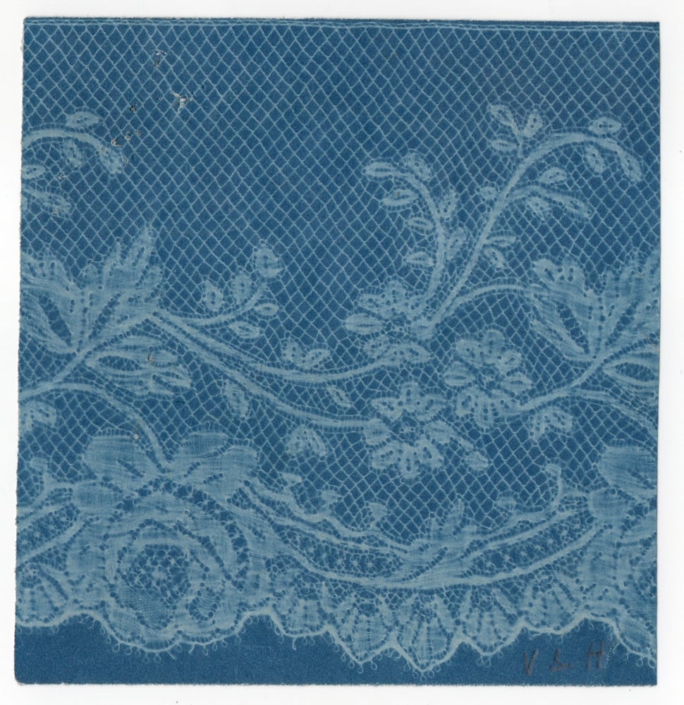 Image of Anonyme: cyanotype of lace, ca. 1900