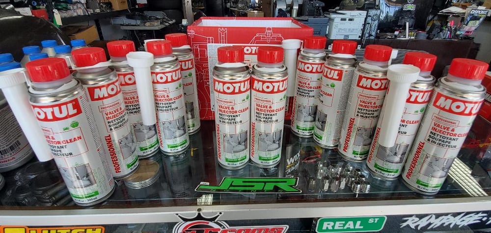 Motul 300ml Diesel Injector Cleaner Additive Clear