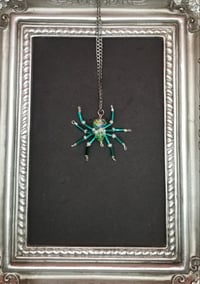 Image of Little Green Spider Beaded Necklace 