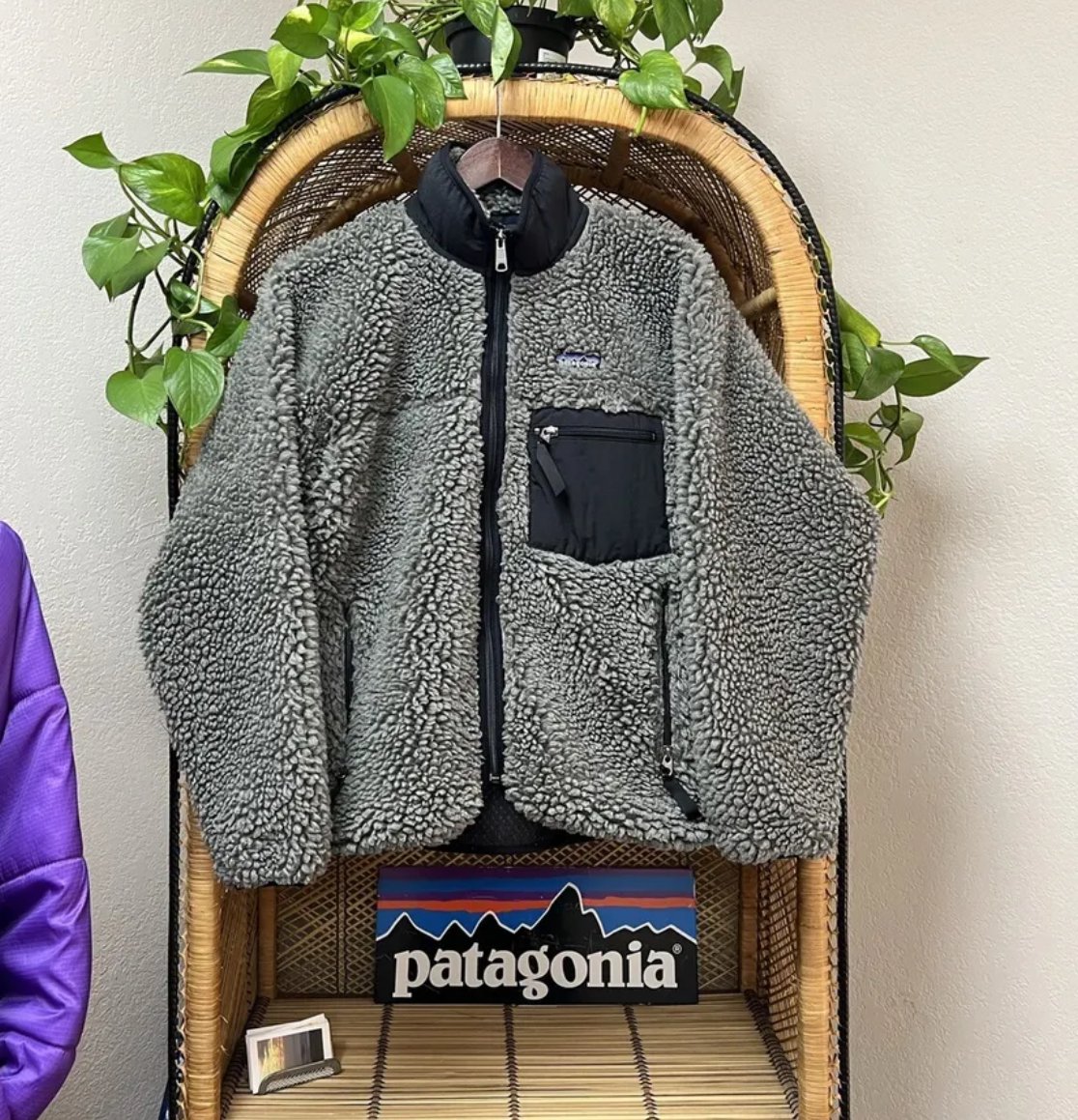 Image of Vintage 2000 Patagonia  Retro X Deep Pile Jacket XS Gray Black