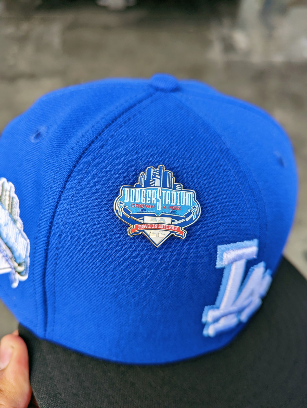 DODGER STADIUM' PIN | crownkingz