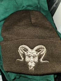 Black Sheep ( Beef An Broc) Skully