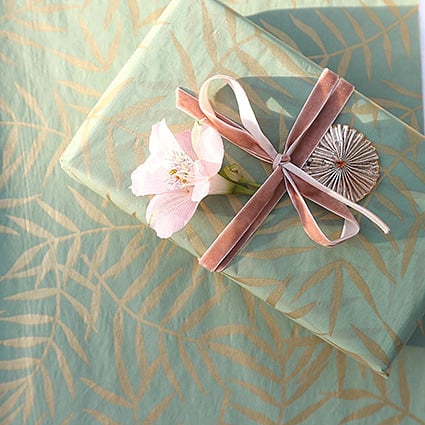Image of Kit papier feuilles vertes / or et ruban velours