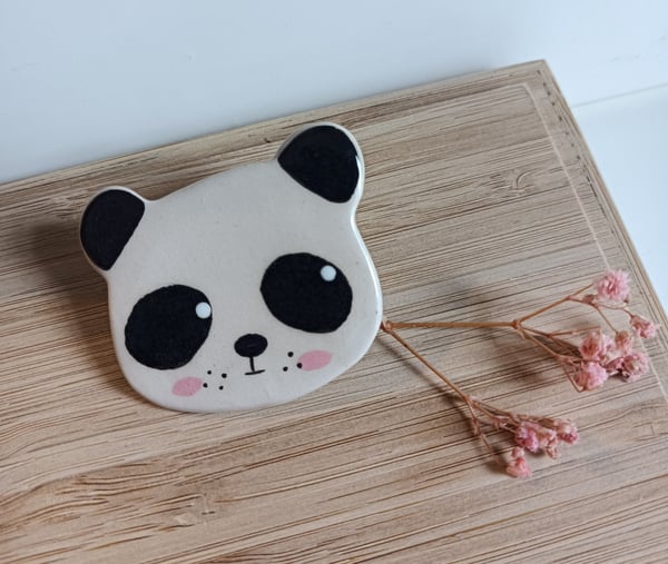 Image of Petite broche panda