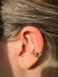 Image 1 of Earcuff Salice