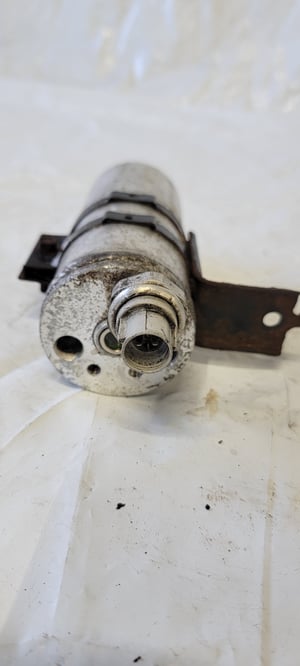 Image of 94-01 Integra GSR OEM AC receiver driver canister + bracket