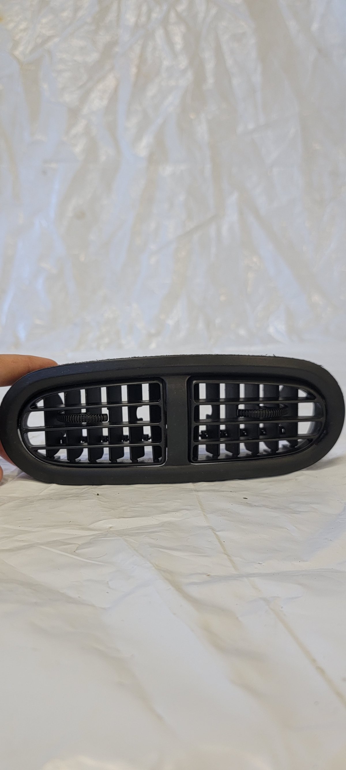 Image of 93-97 OEM Honda Del Sol dash dashboard front center Middle air vent assembly